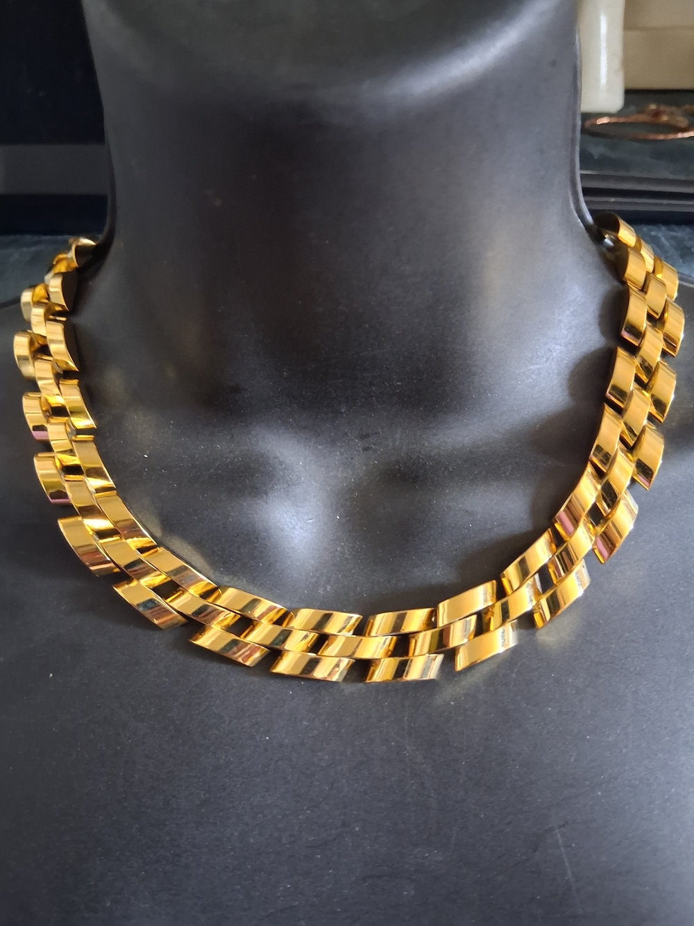 Vintage Gold Tone Chunky Collar Necklace Retro Art Deco Link Statement